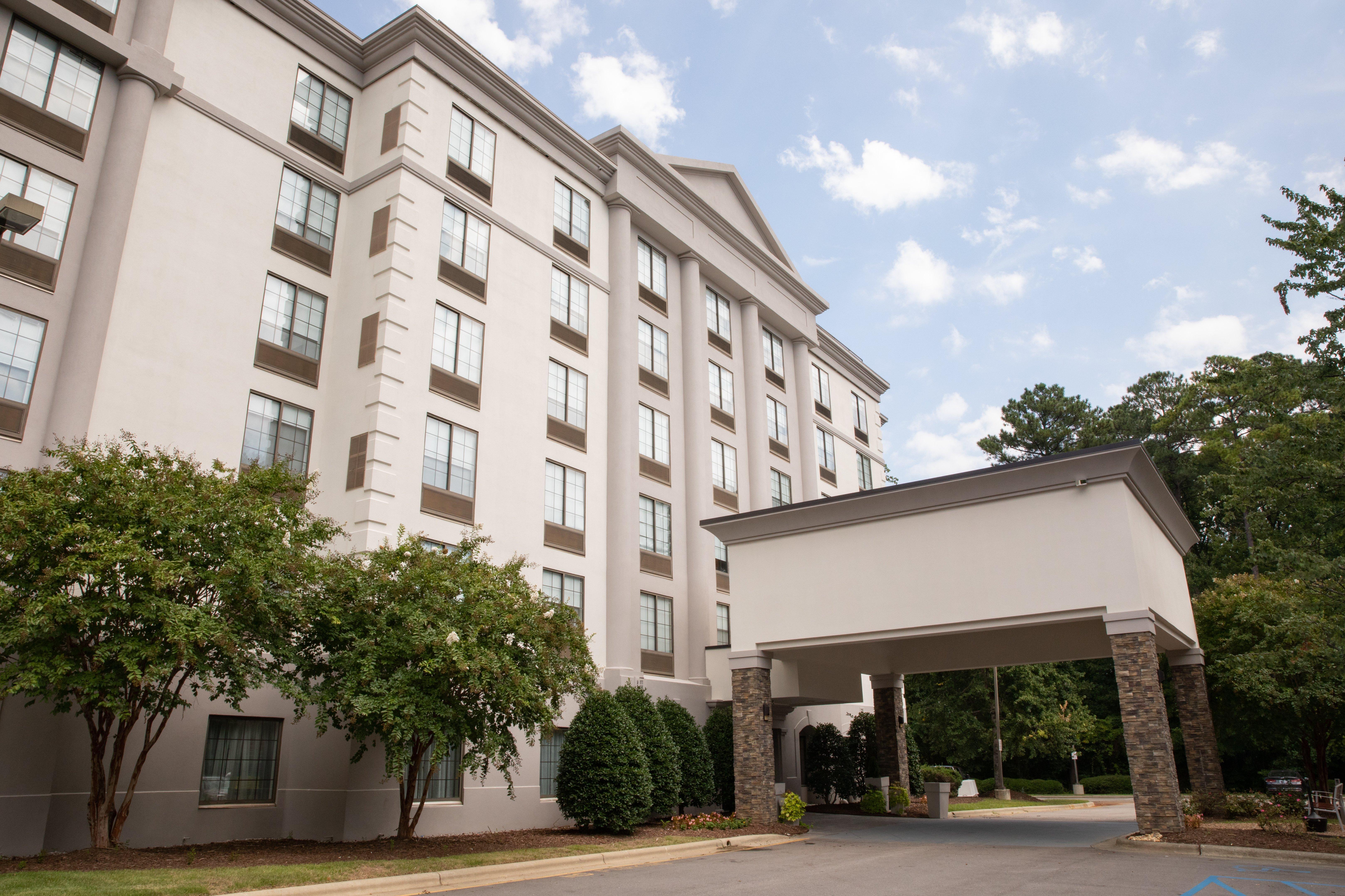 Holiday Inn & Suites Raleigh Cary By Ihg Екстериор снимка