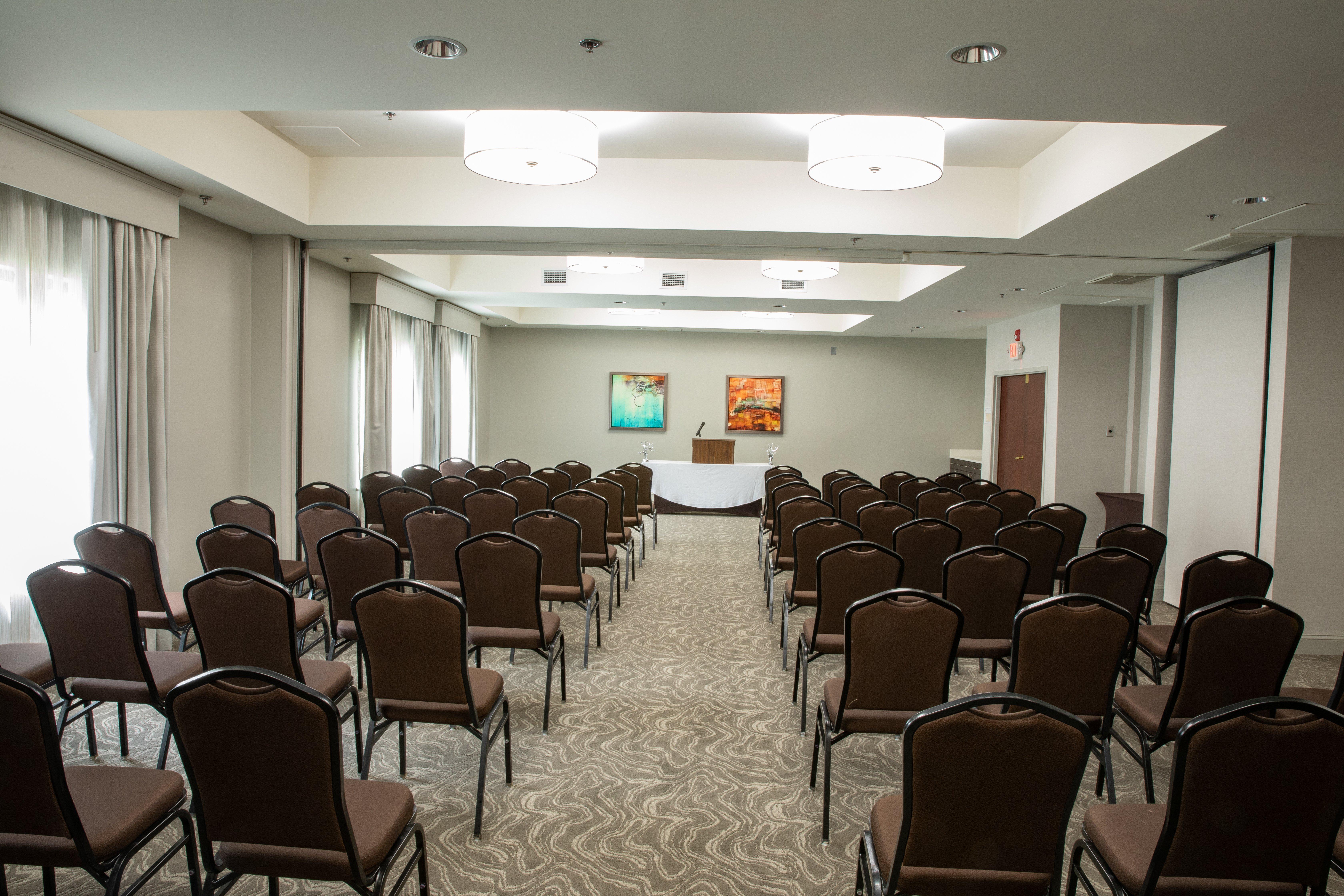 Holiday Inn & Suites Raleigh Cary By Ihg Екстериор снимка