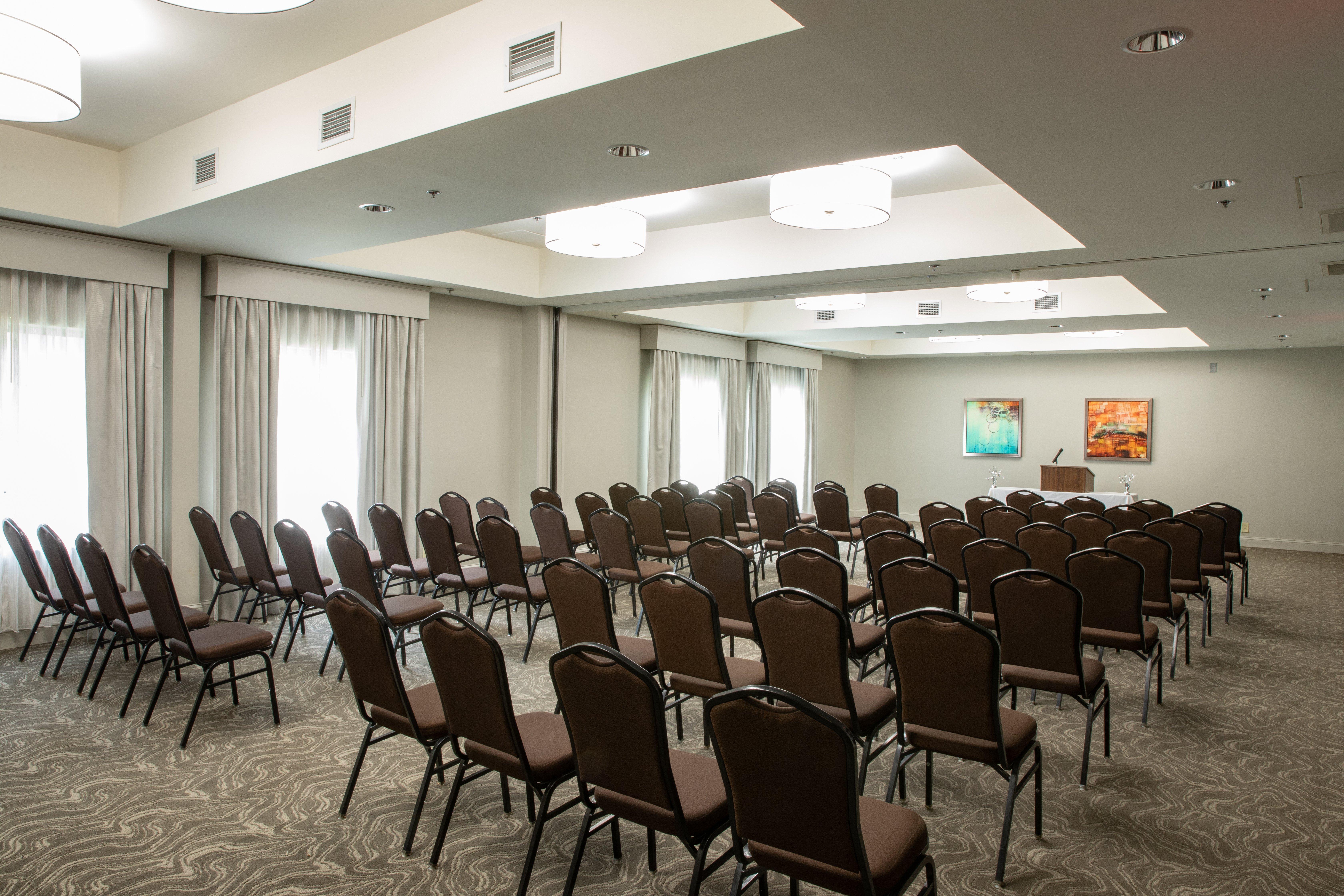 Holiday Inn & Suites Raleigh Cary By Ihg Екстериор снимка