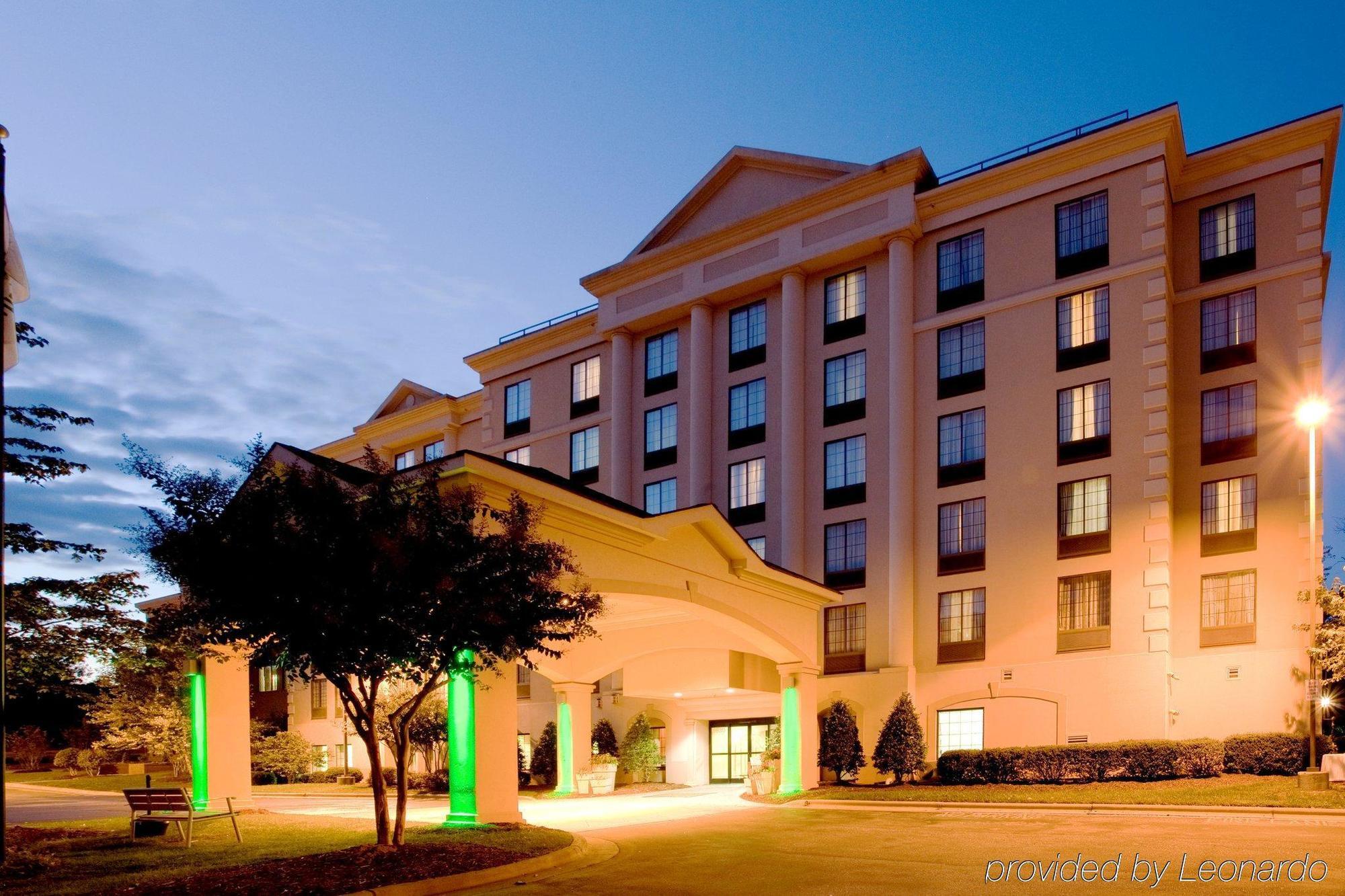 Holiday Inn & Suites Raleigh Cary By Ihg Екстериор снимка