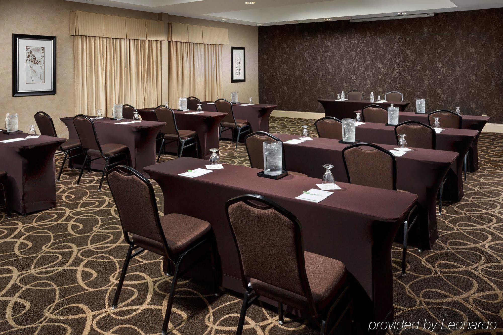 Holiday Inn & Suites Raleigh Cary By Ihg Екстериор снимка